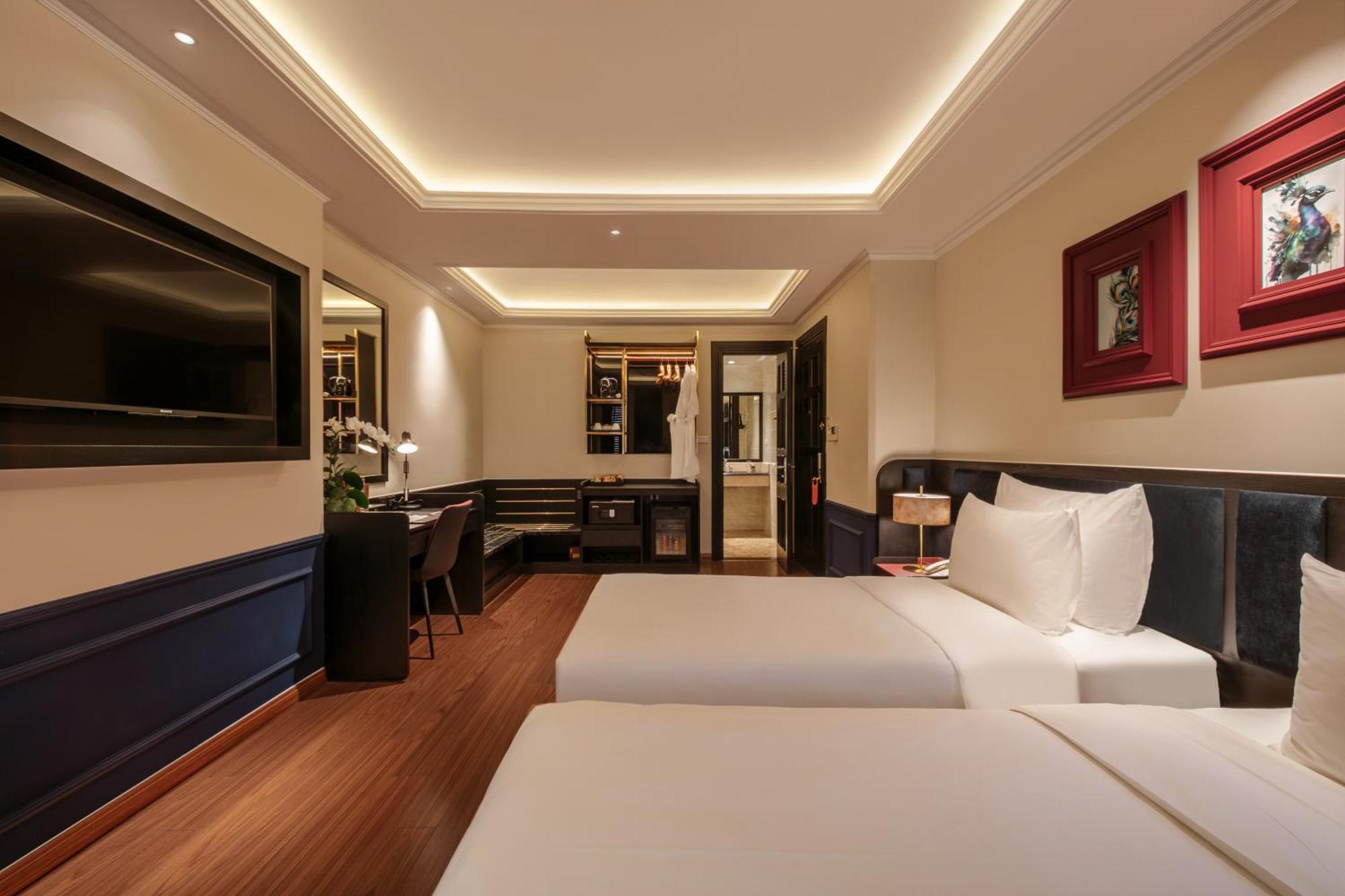 Champton Hanoi Hotel — Fotos 1